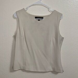 WHITE SLEEVELESS TOP